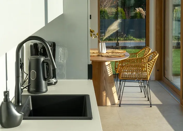 Milo לוביאטובו