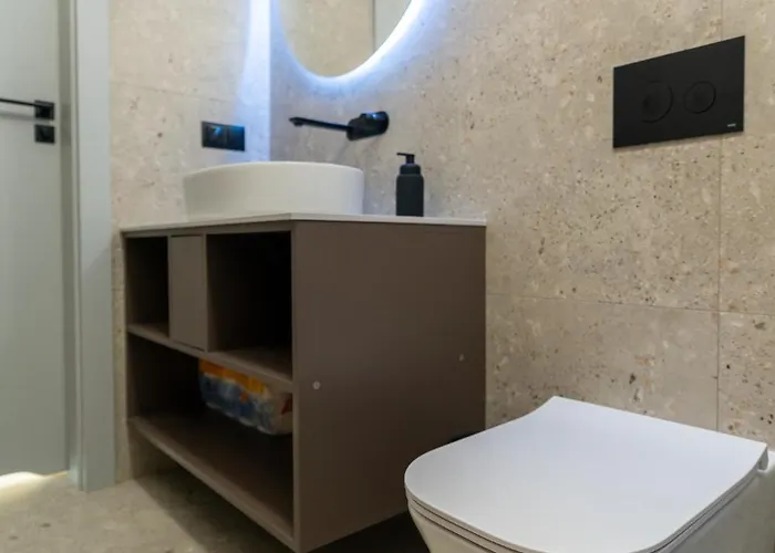 Milo וילה לוביאטובו